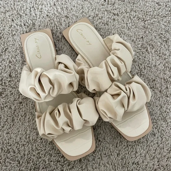 Sam Edelman Sandals - Picture 2 of 5